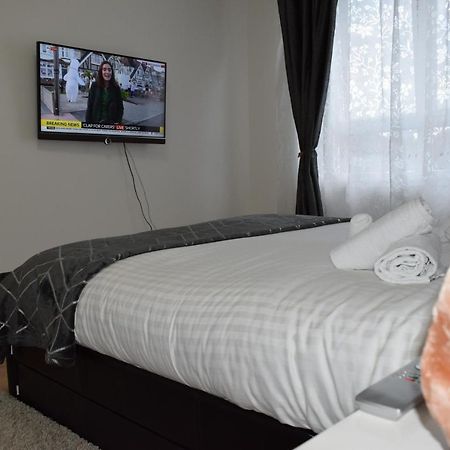 Glasgow Lovely Apartment D&N Екстериор снимка
