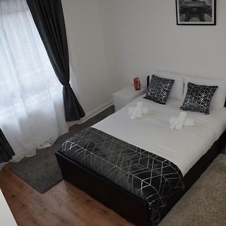 Glasgow Lovely Apartment D&N Екстериор снимка
