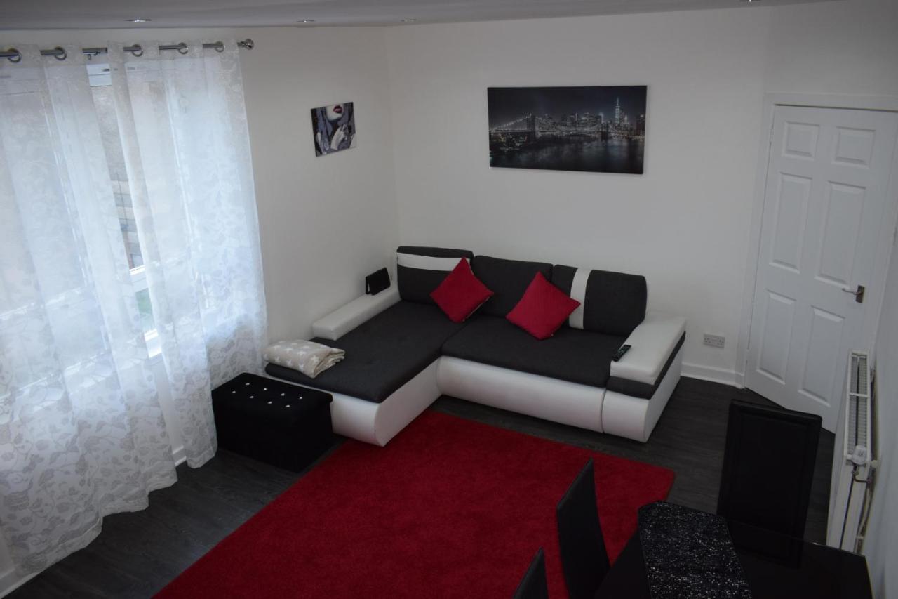 Glasgow Lovely Apartment D&N Екстериор снимка