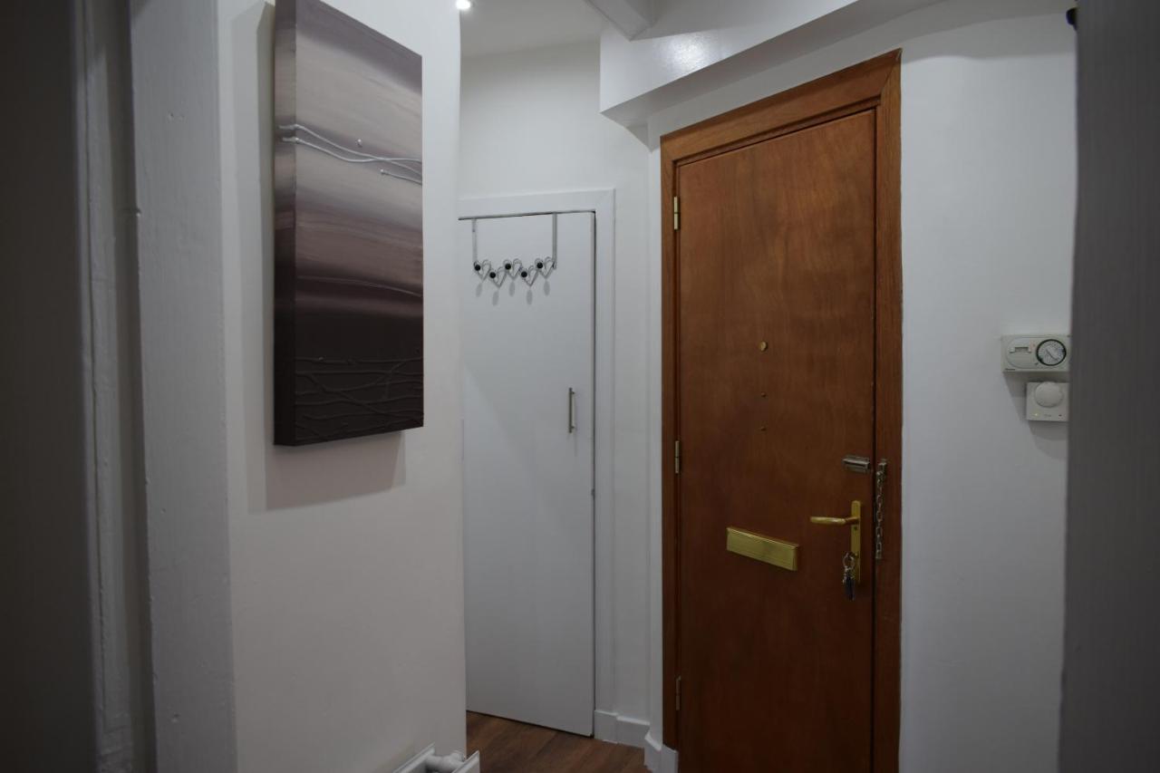 Glasgow Lovely Apartment D&N Екстериор снимка
