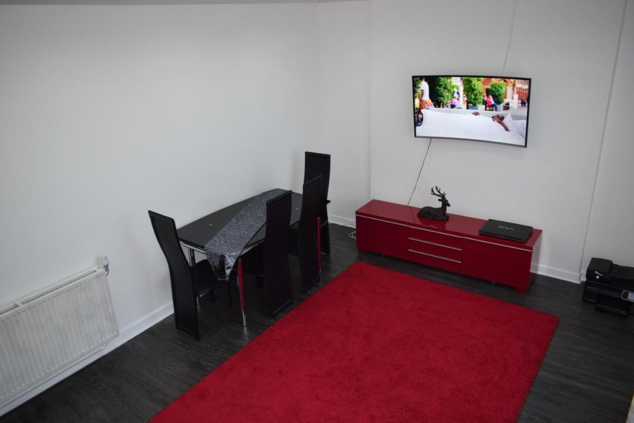 Glasgow Lovely Apartment D&N Екстериор снимка