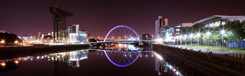 Glasgow Lovely Apartment D&N Екстериор снимка