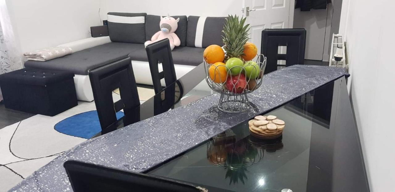 Glasgow Lovely Apartment D&N Екстериор снимка